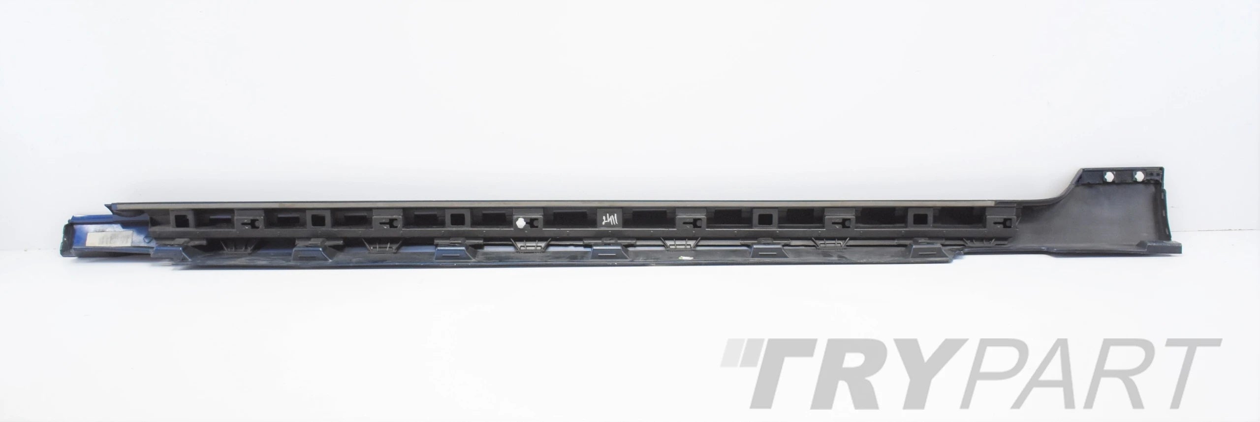 VW PASSAT B8 3G DOOR SILL STRIP RIGHT ORG