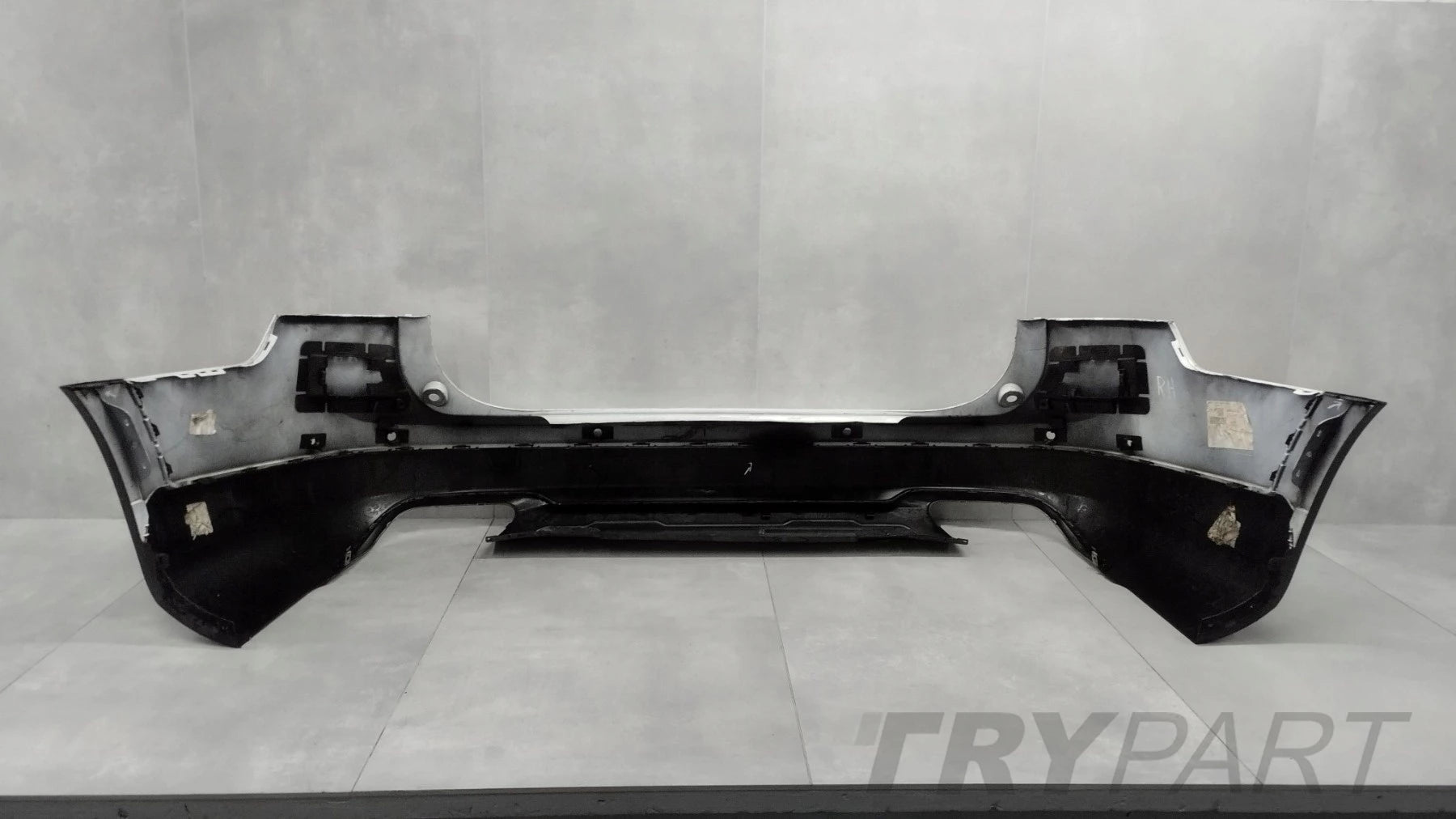Rear Bumper Volvo V90 Cross Country 17-20