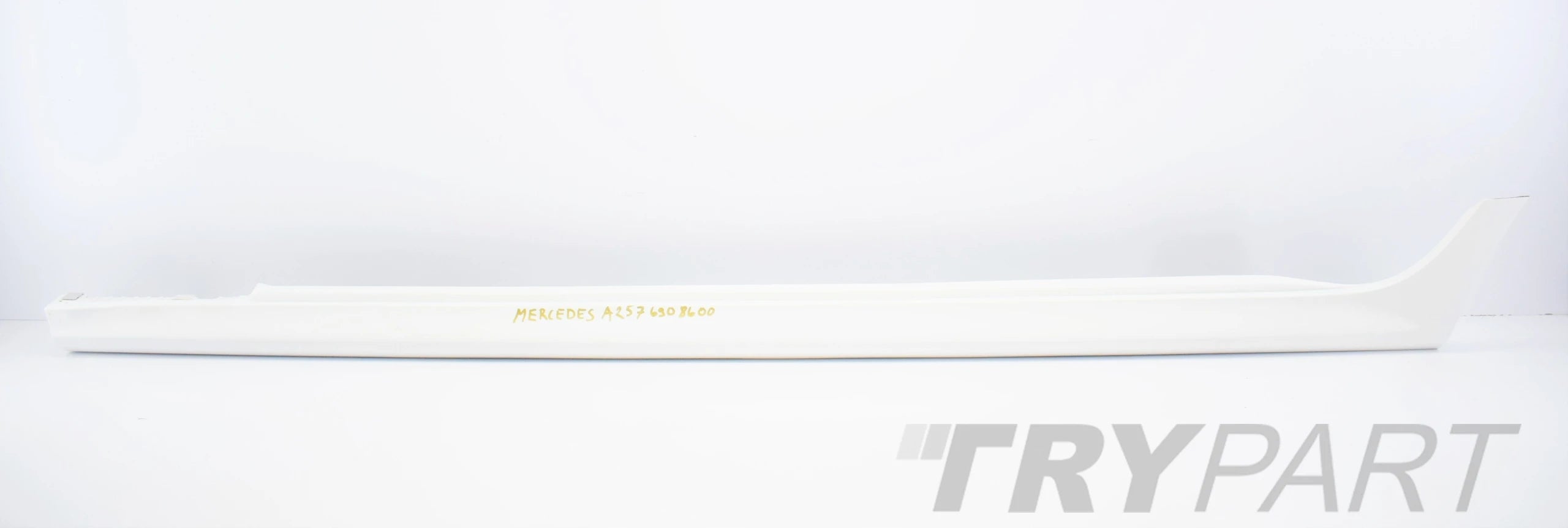 MERCEDES CLS W257 LEFT SILL STRIP ORG