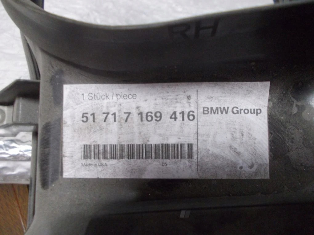 BMW X5 E70 Front Right Air Duct