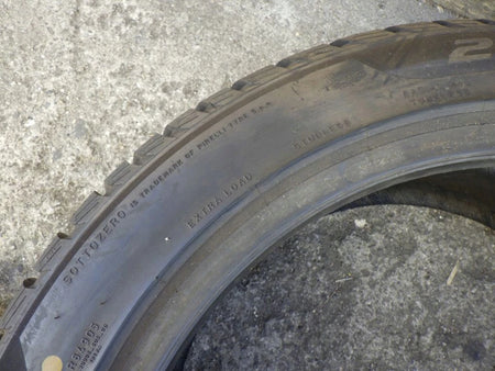 PIRELLI SOTTOZERO 3 235 45 R18 94V winter tire