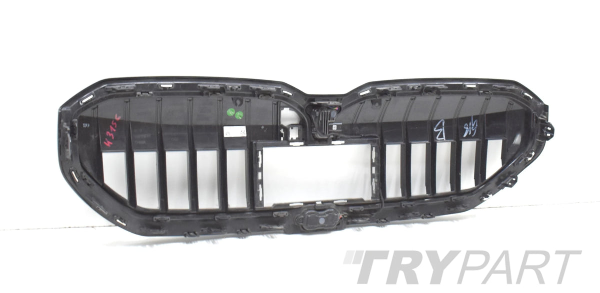 BMW G60 G61 Kidney Grille OEM LED