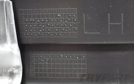 KIA SORENTO III LEFT SILL MOULDING ORG NEW