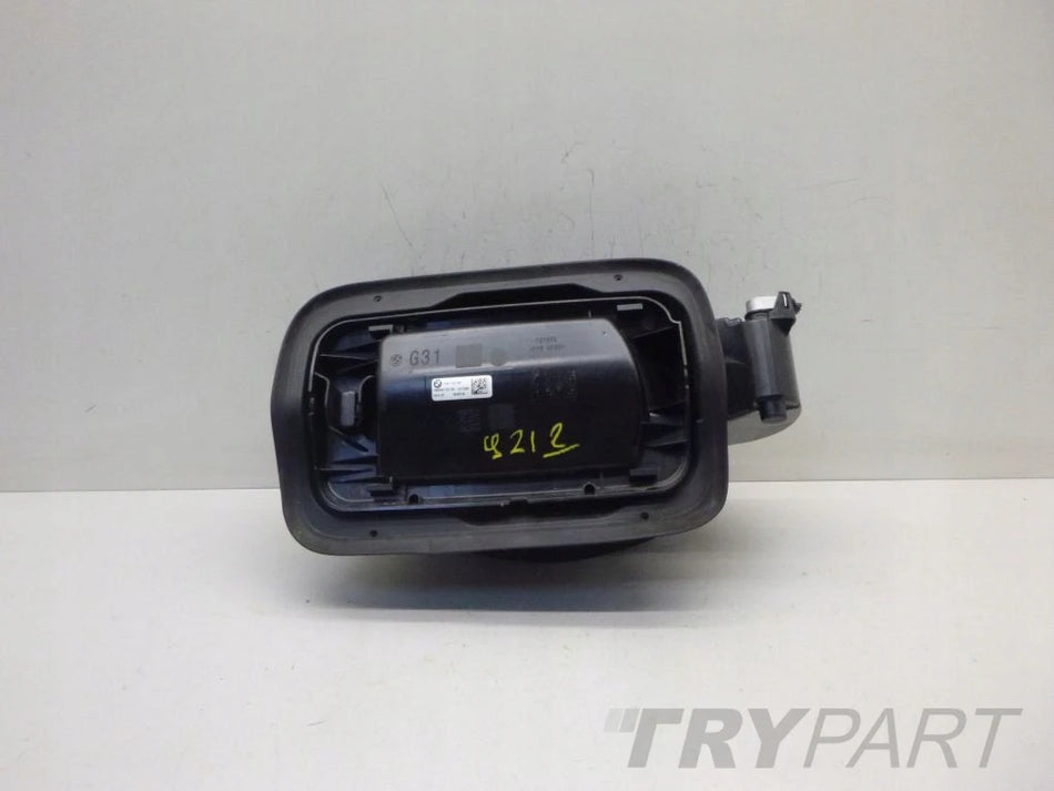 BMW 5 G31 KOMBI fuel filler flap socket