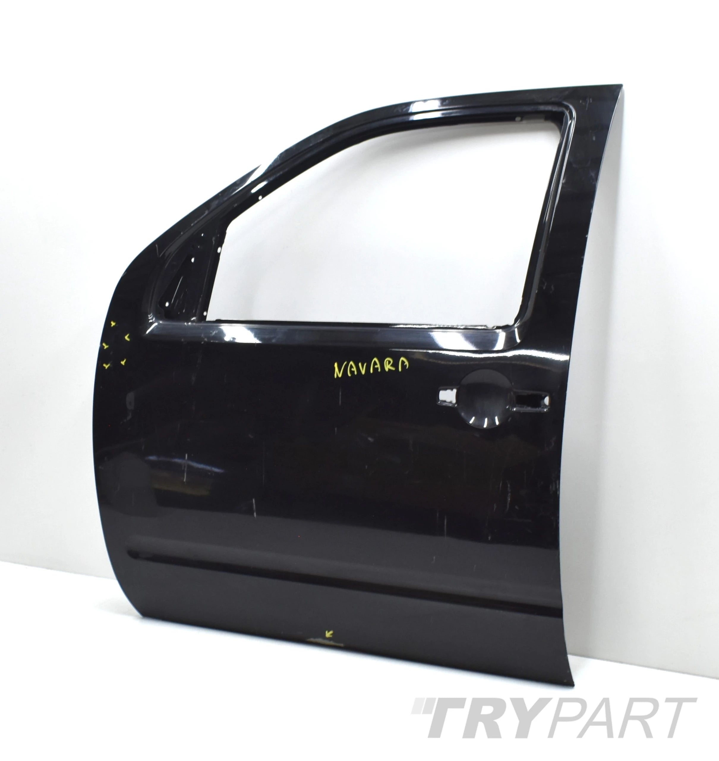 NISSAN NAVARA D40 LEFT FRONT DOOR ORG