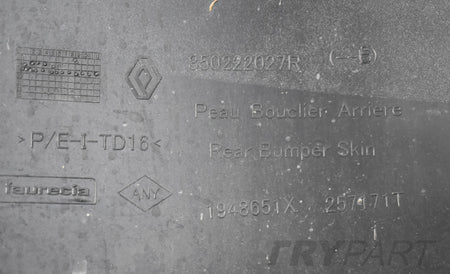 DACIA DUSTER II REAR BUMPER EXCELLENT CONDITION ORG