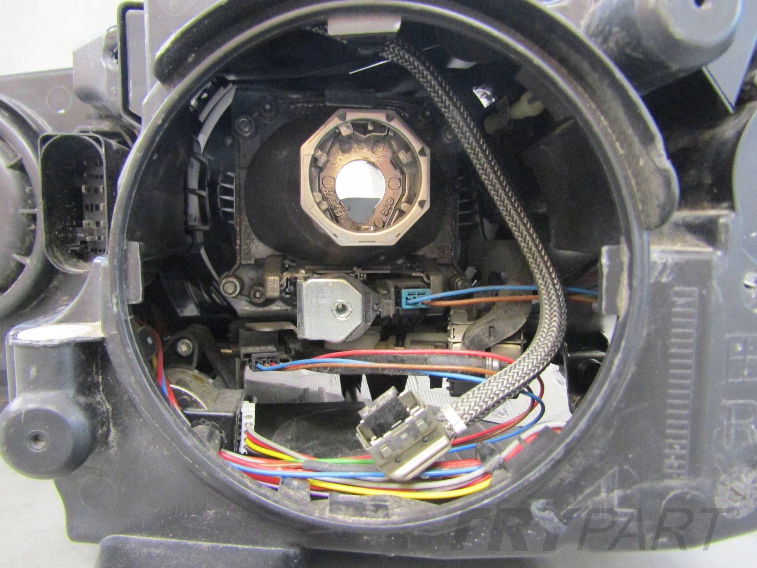 Front Lamp Skoda Octavia 3 III Xenon Non-swiveling 12-16 RH Right 5E1941016A