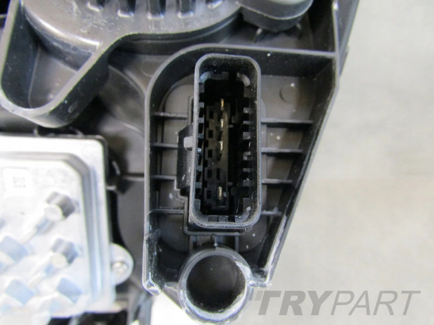 Front Lamp Peugeot 208 II 2008 II FULL LED 19-23 RH 9850177480