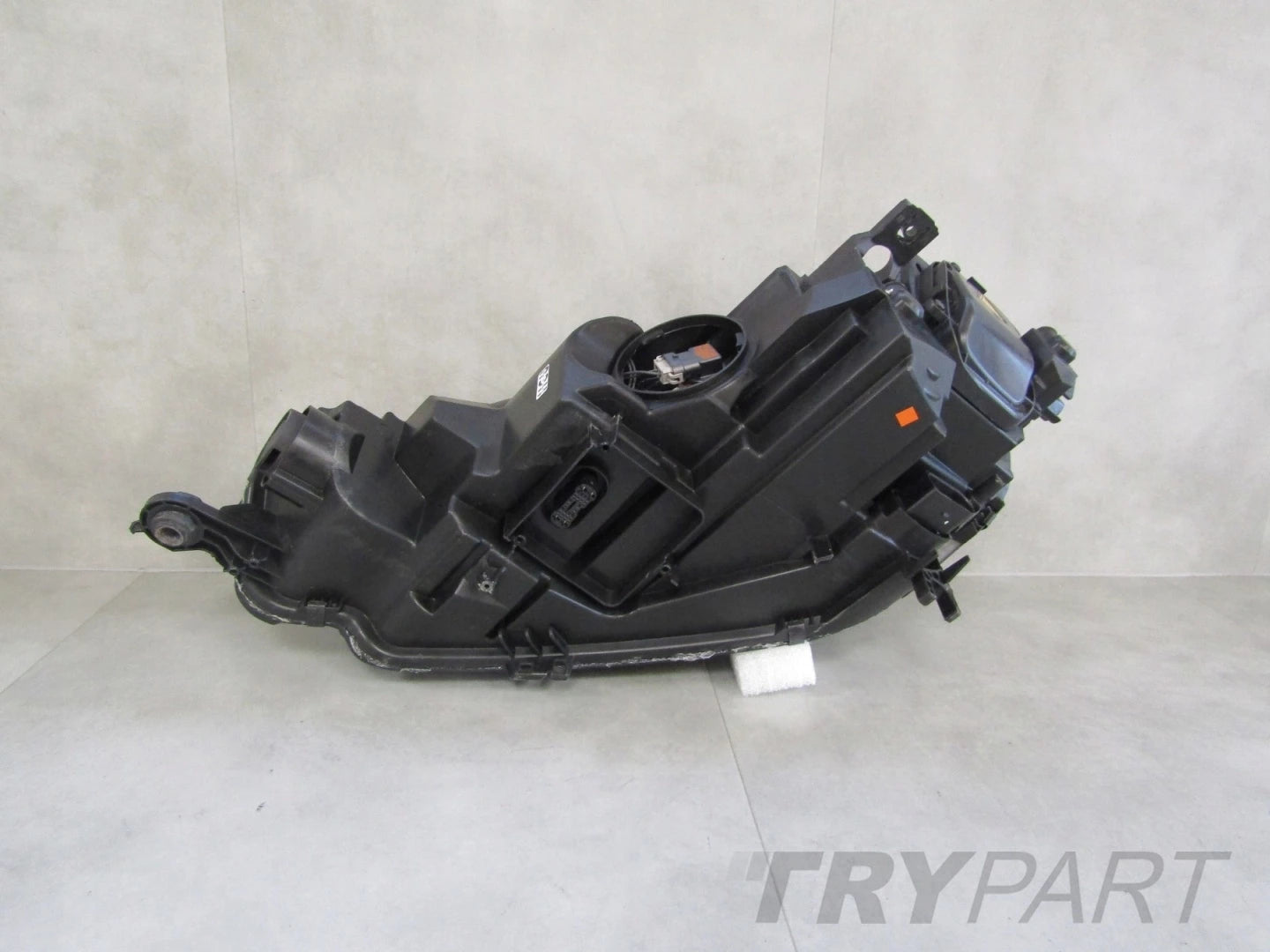 AUDI A5 8W6 HEADLIGHT XENON NON-STEERING 16-19 8W6941006 RH RIGHT