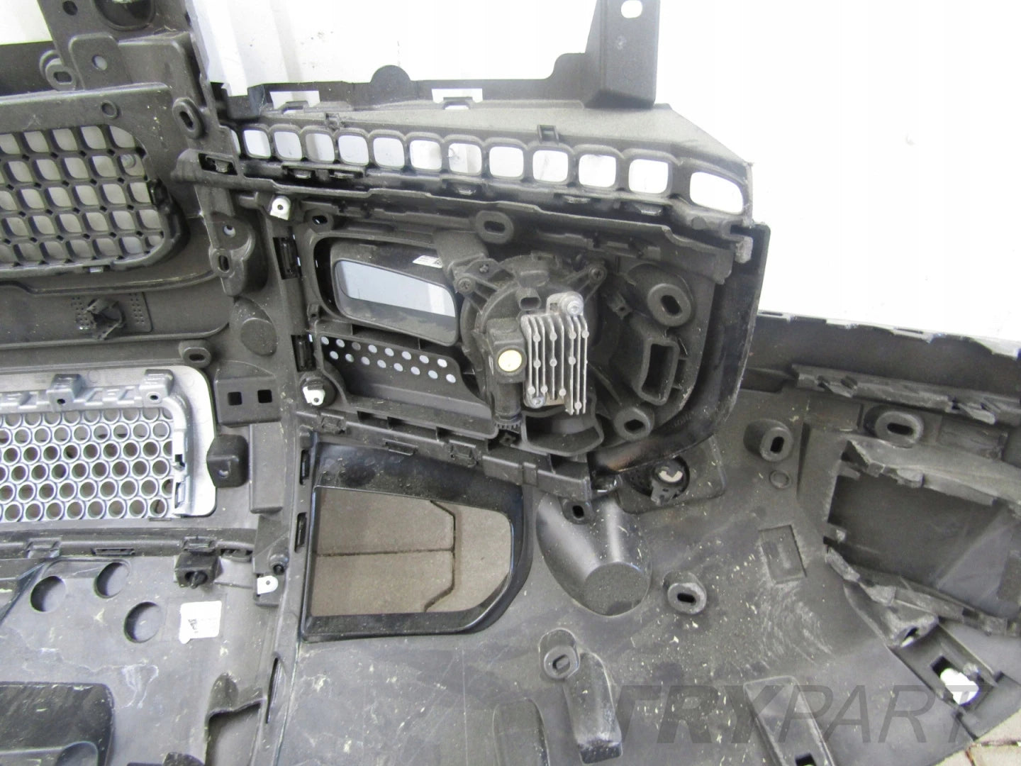 Front Bumper for Land Rover Defender 2 II L663 20-