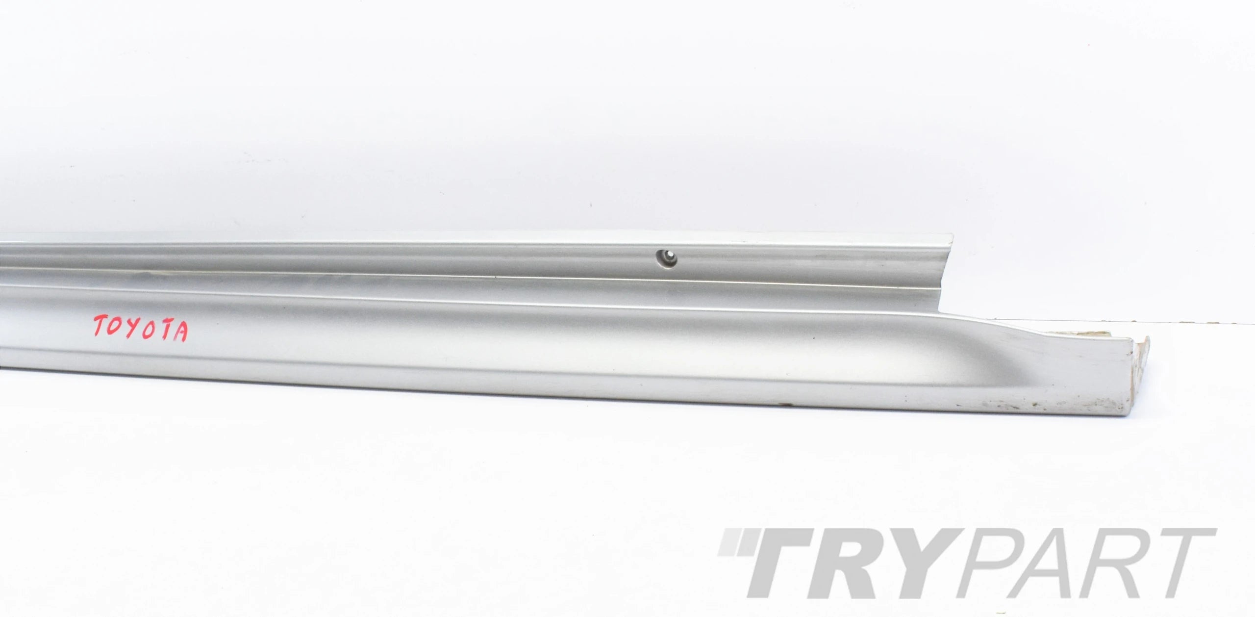 TOYOTA YARIS IV RIGHT SILL MOLDING ORG 20+