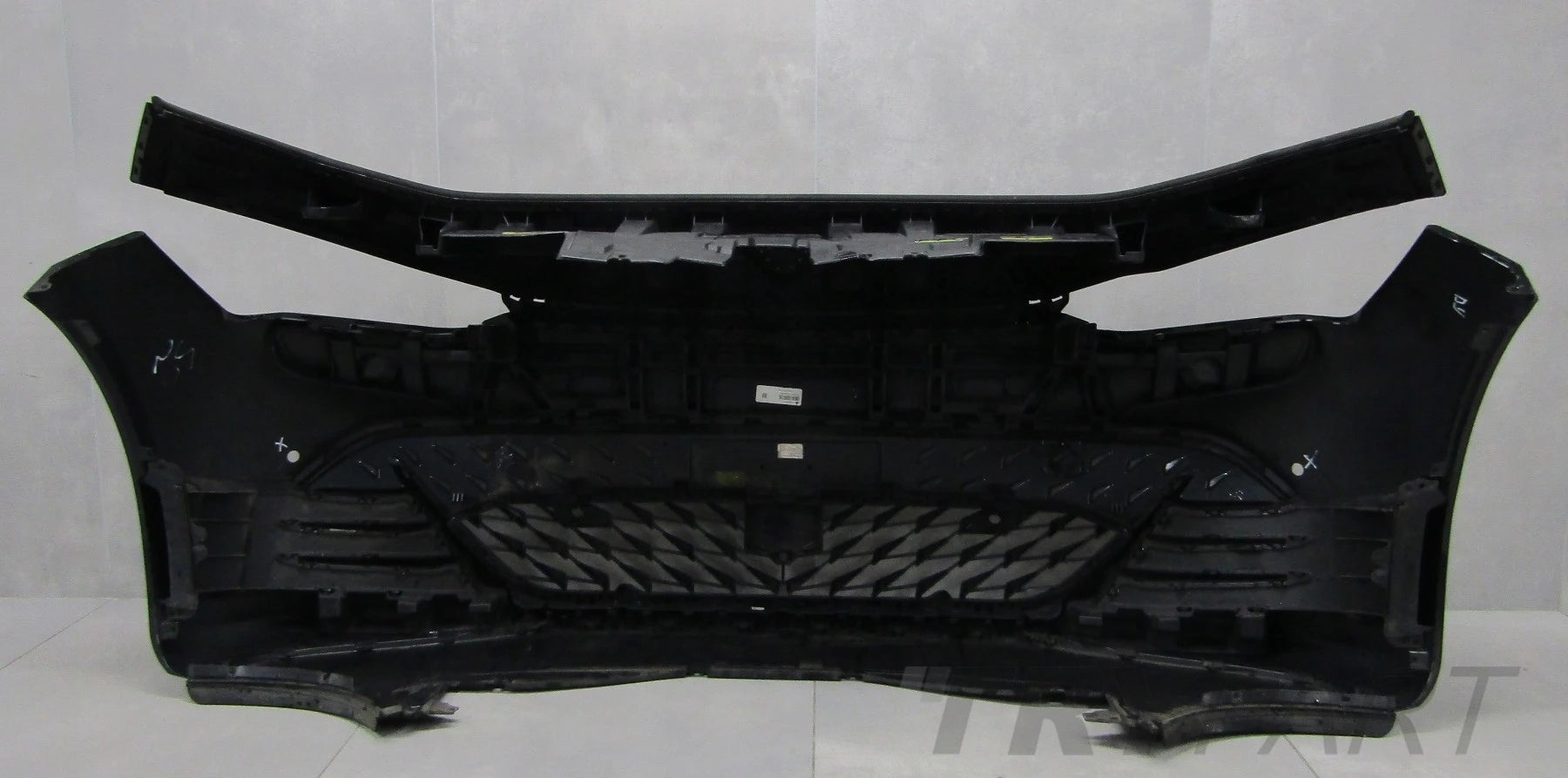 Front bumper for Cupra Born 10E 21- (+ floor)