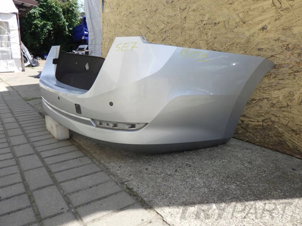 SKODA OCTAVIA 4 IV KOMBI 5E7 20- Rear Bumper