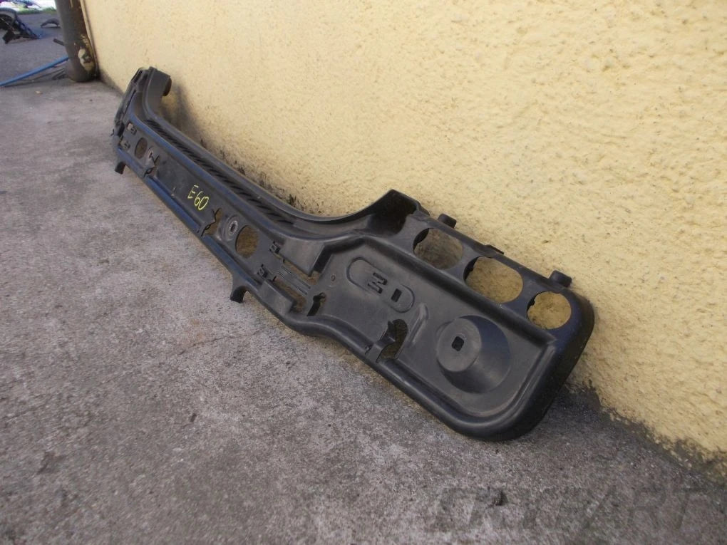 BMW 5 E60 Rear Bumper Slider Guide
