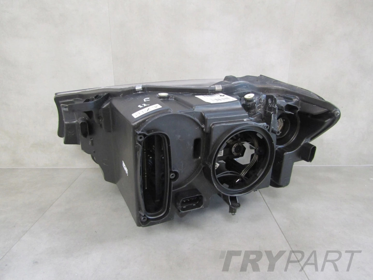 BMW X3 F25 LIFT LCI Xenon Swivel Headlight 14-17 RH RIGHT 7410836