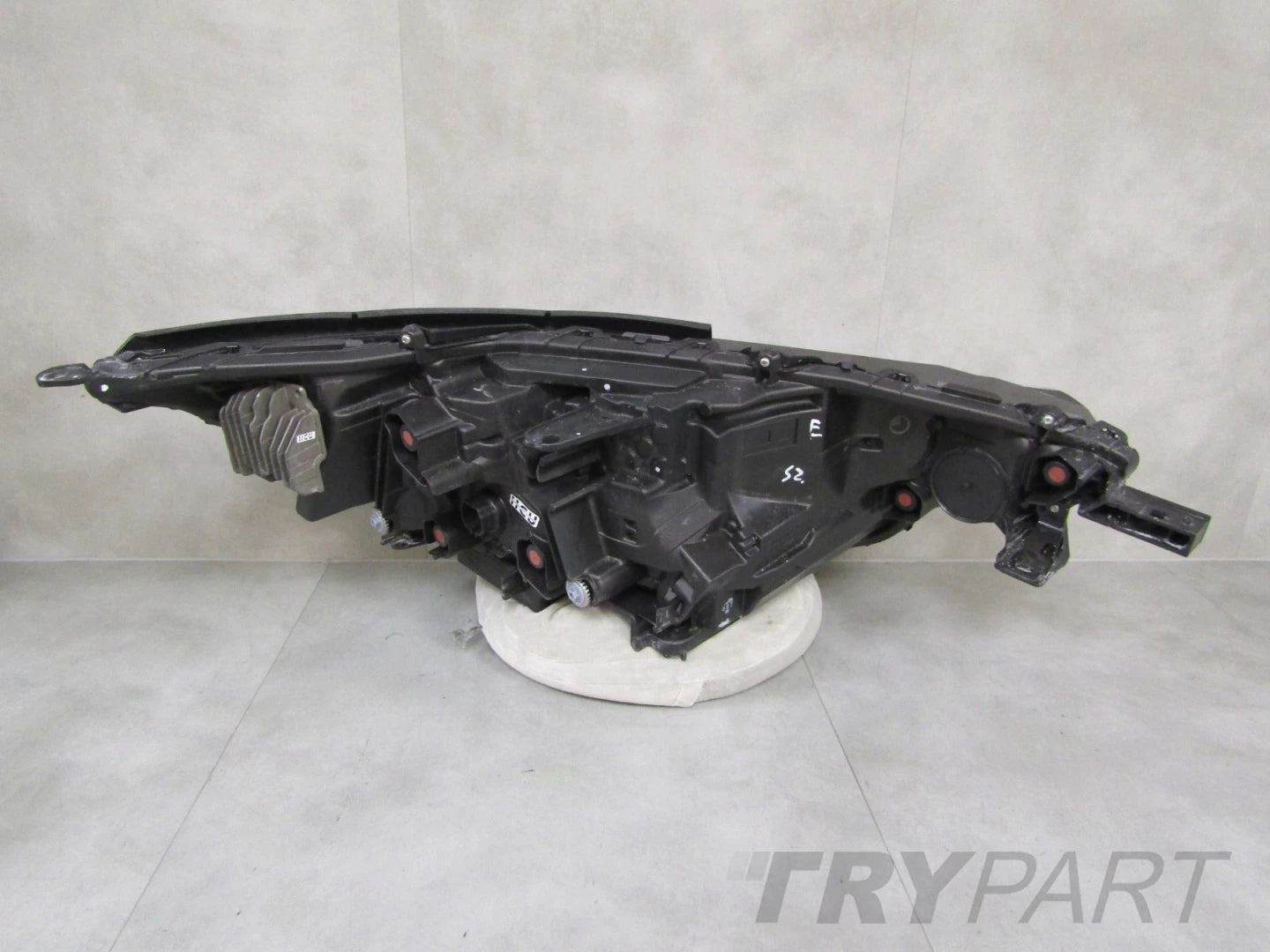 TOYOTA BZ4X EA10 FULL LED LEFT HEADLIGHT 22-