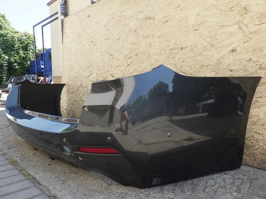 BMW 5 G31 KOMBI LIFT LCI M Paket 20- Rear Bumper