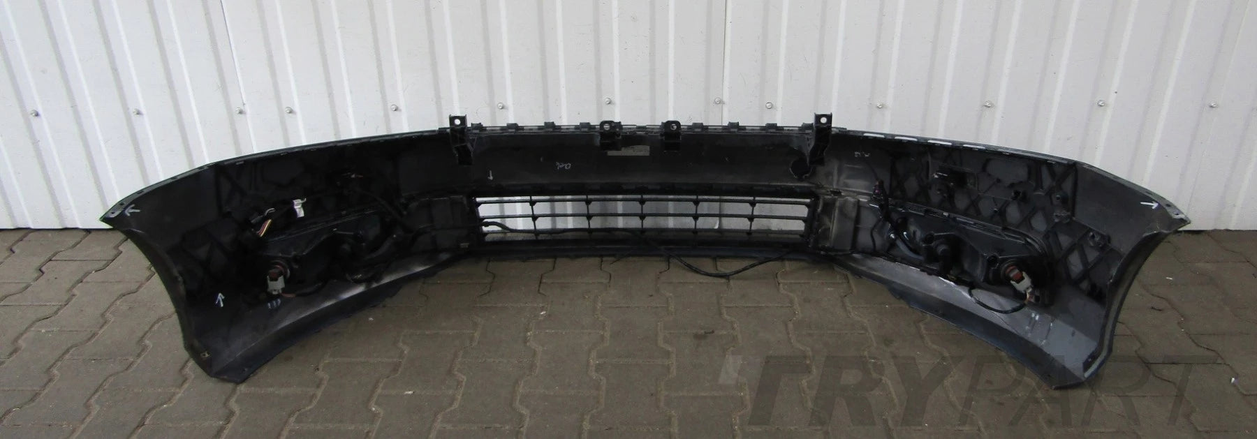 Front Bumper VW Passat B7 3AA 10-14 (PDC)