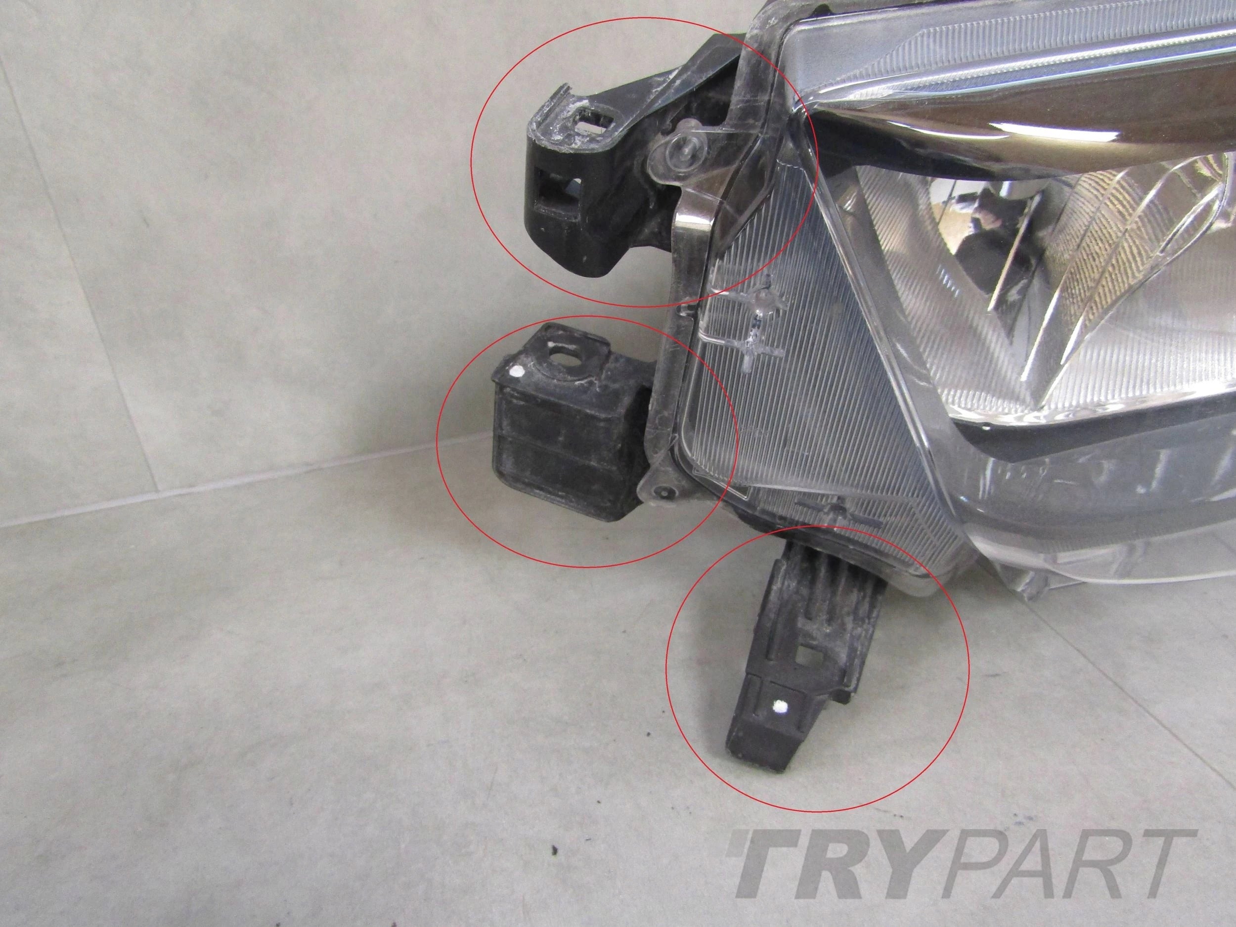 Front Lamp Toyota Hilux 8 VIII LIFT STANDARD 20- LH 81150 0KK60