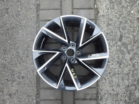 SKODA KAROQ 57A 5x112 8J x 19 H2 ET45 57A601025R aluminum rim