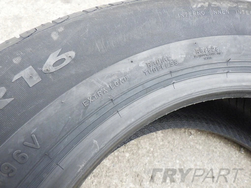 Pirelli Cinturato P7 205 60 R16 96V Tire