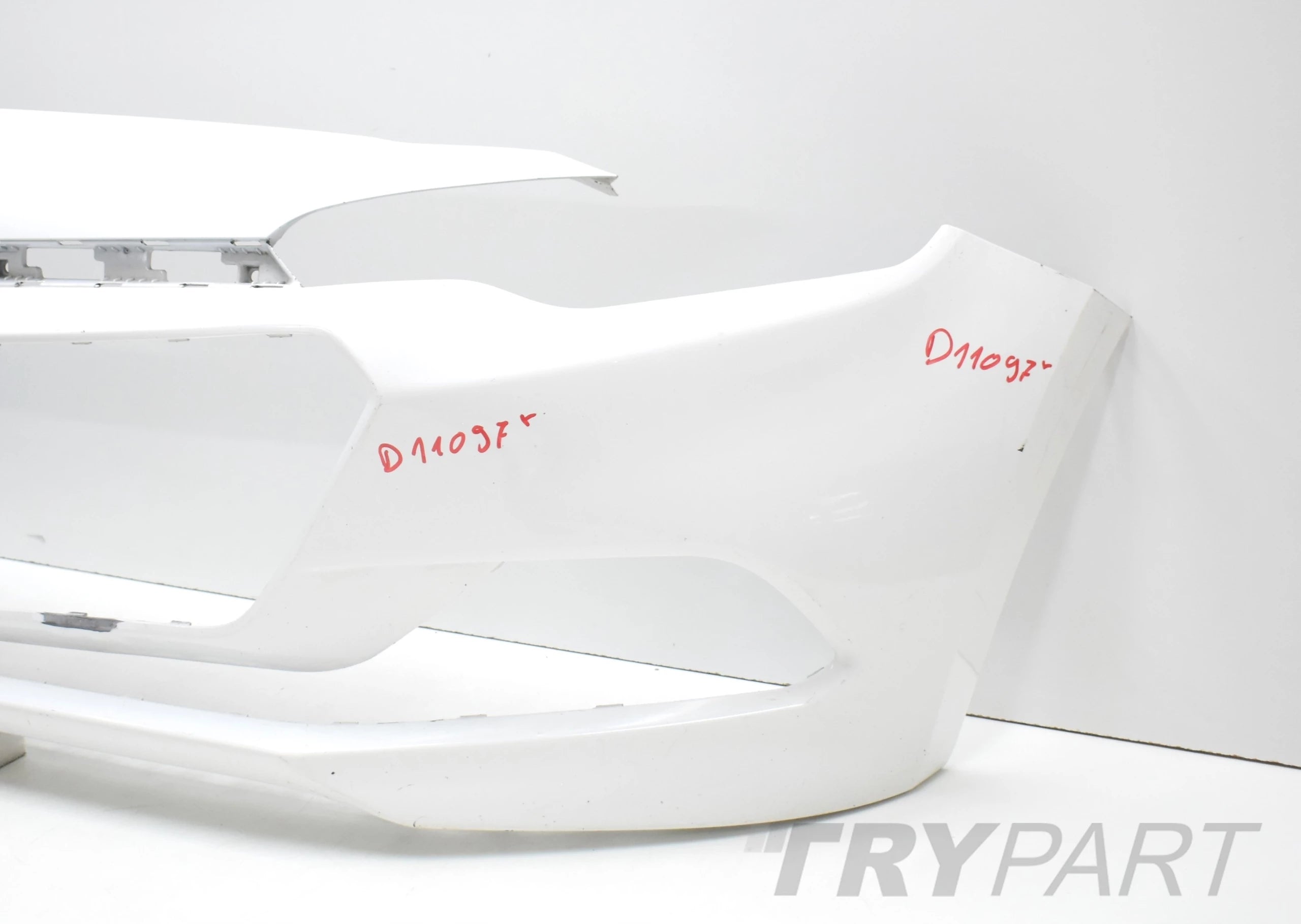 HYUNDAI I20 II FRONT BUMPER ORG 14-18