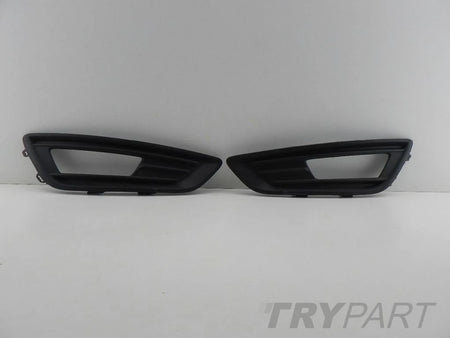 FORD FOCUS III 3 MK3 LIFT 14- bumper grille right left