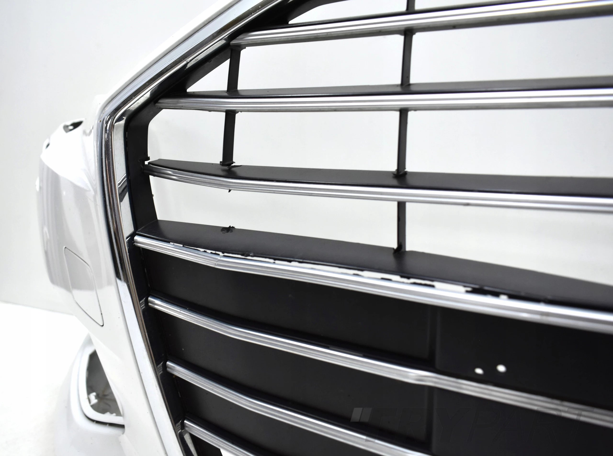 AUDI A6 C8 4K0 FRONT BUMPER ORG