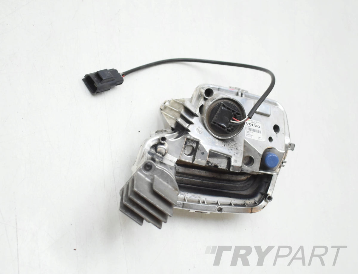 VOLVO XC60 LEFT HEADLIGHT HALOGEN LED DRL EU 31420393