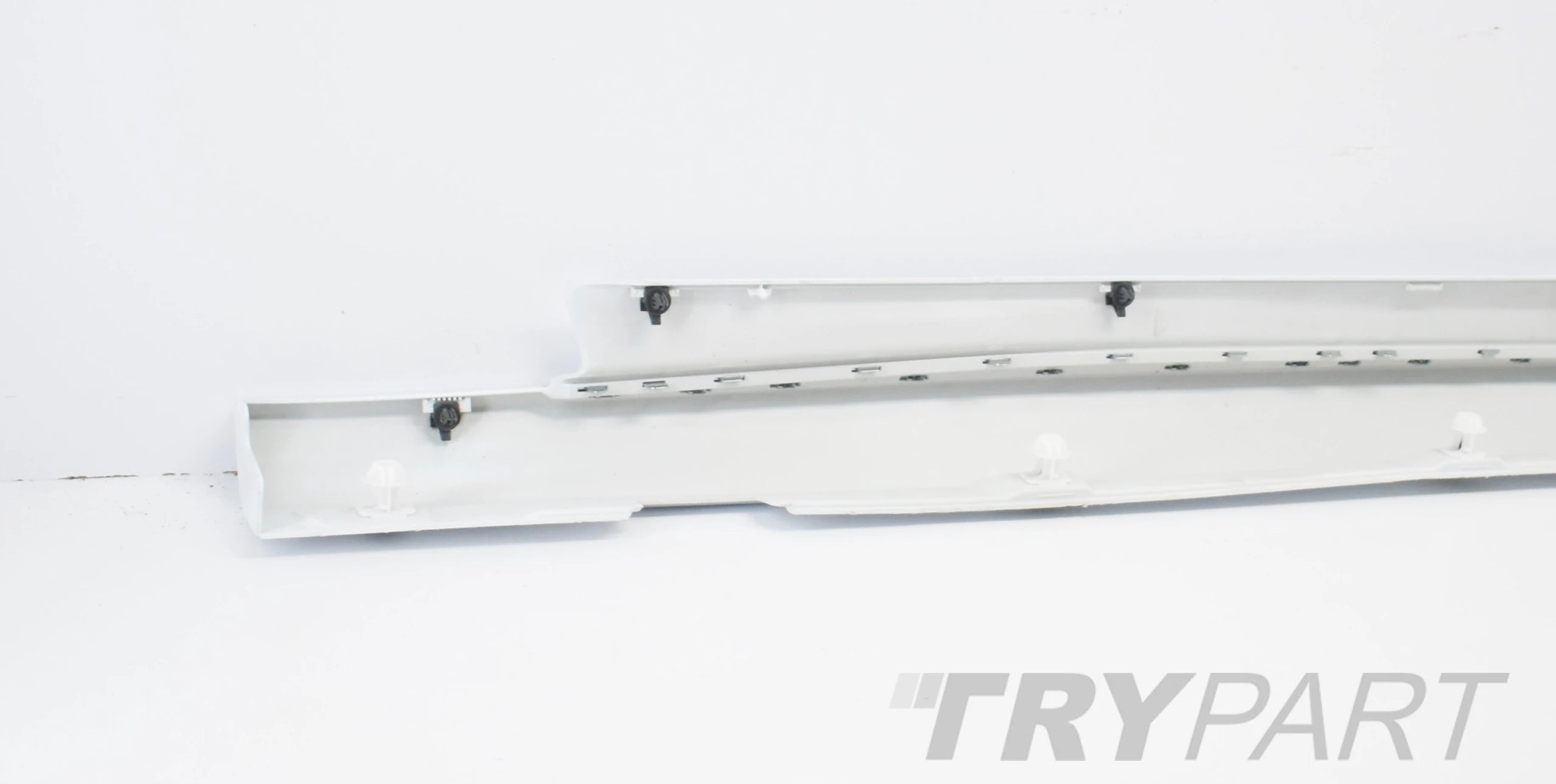 FOCUS MK4 VIGNALE LEFT SILL STRIP CHROME!