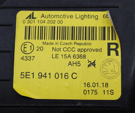 SKODA OCTAVIA III LIFT 5E HEADLIGHT RIGHT FRONT EU ORG 5E1941016C