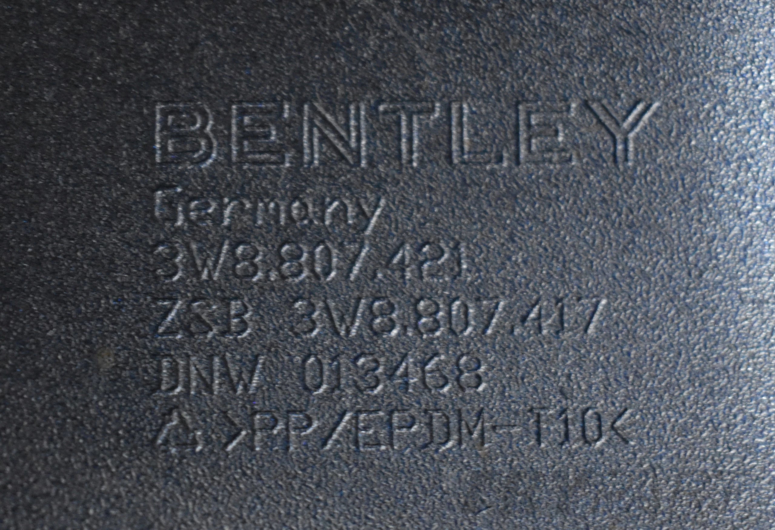 BENTLEY CONTINENTAL GT GTC REAR BUMPER SUPER CONDITION