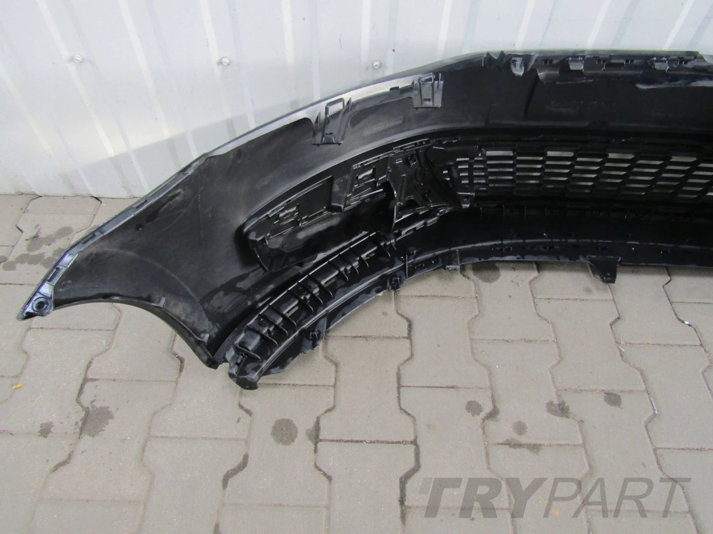 Front Bumper VW Polo Bluemotion 6R0 5 V 09-14