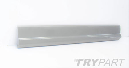 AUDI Q2 81A RIGHT FRONT DOOR MOLDING ORG