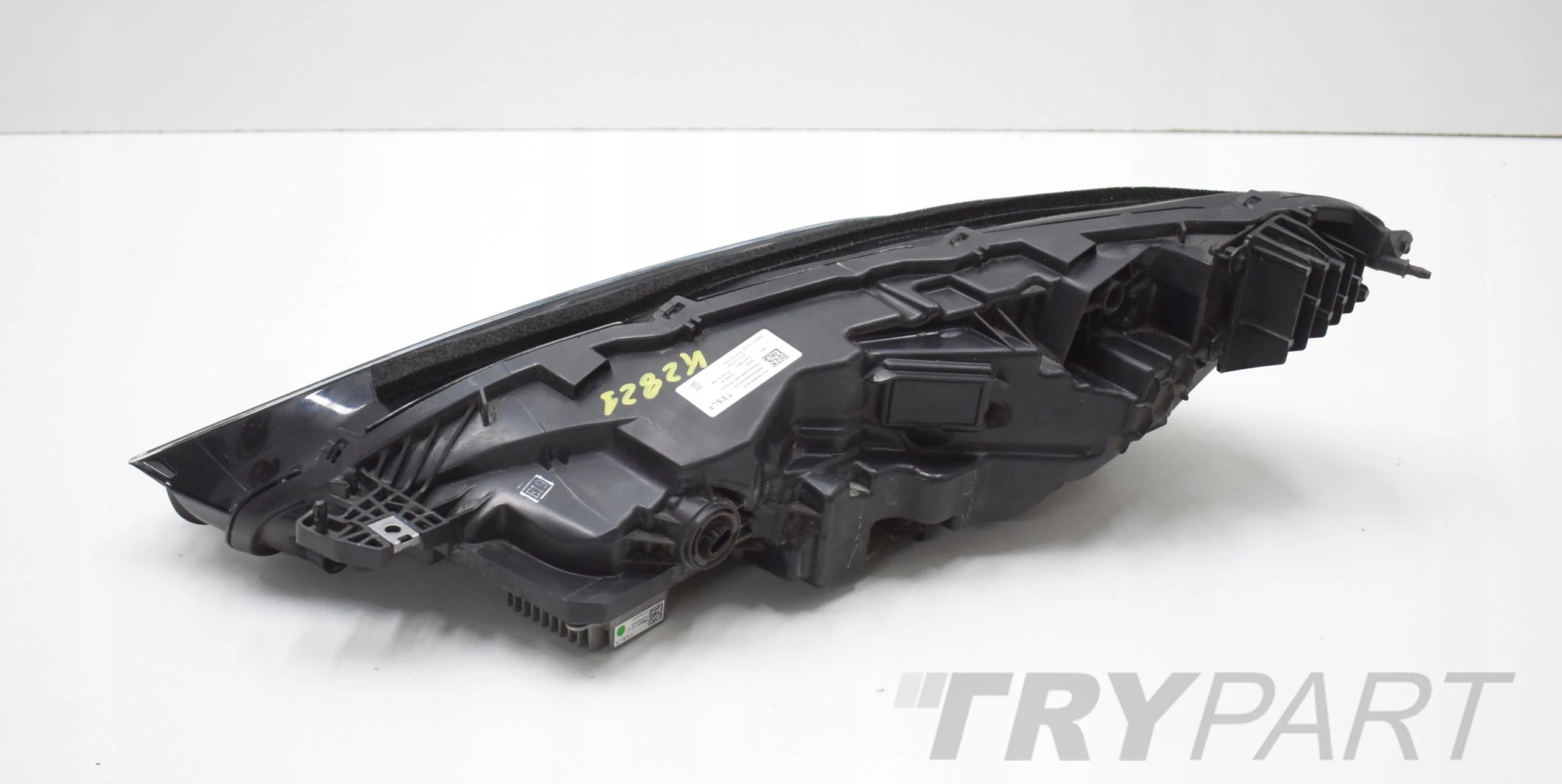 TESLA 3 LIFT MODEL 3 LIFT HIGHLAND FRONT RIGHT HEADLIGHT ORG EU 1760889-00-E