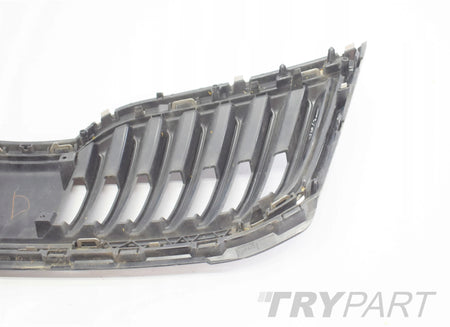 SKODA OCTAVIA 3 III LIFT 5E0 BUMPER GRILLE COMPLETE