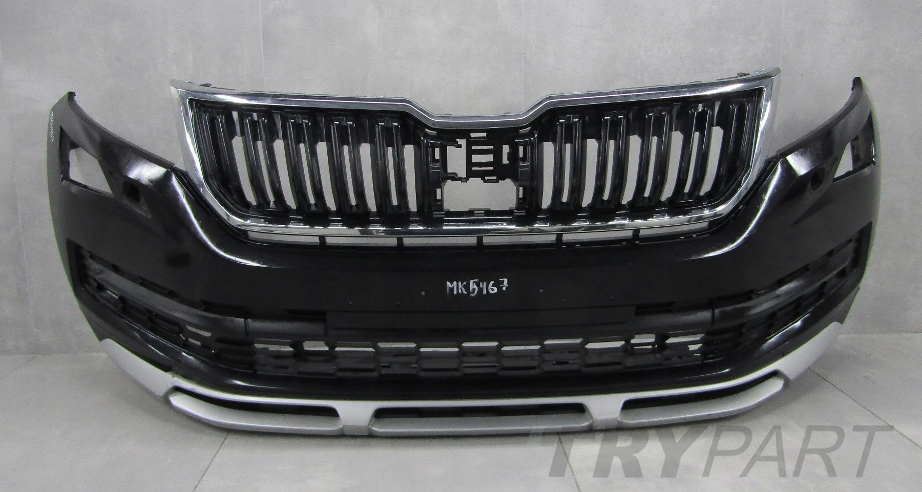 Front Bumper Skoda Kodiaq SCOUT 565 17-21 (+Floor)