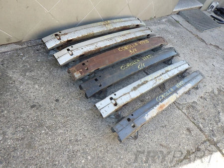 TOYOTA COROLLA VERSO 2001- rear bumper beam