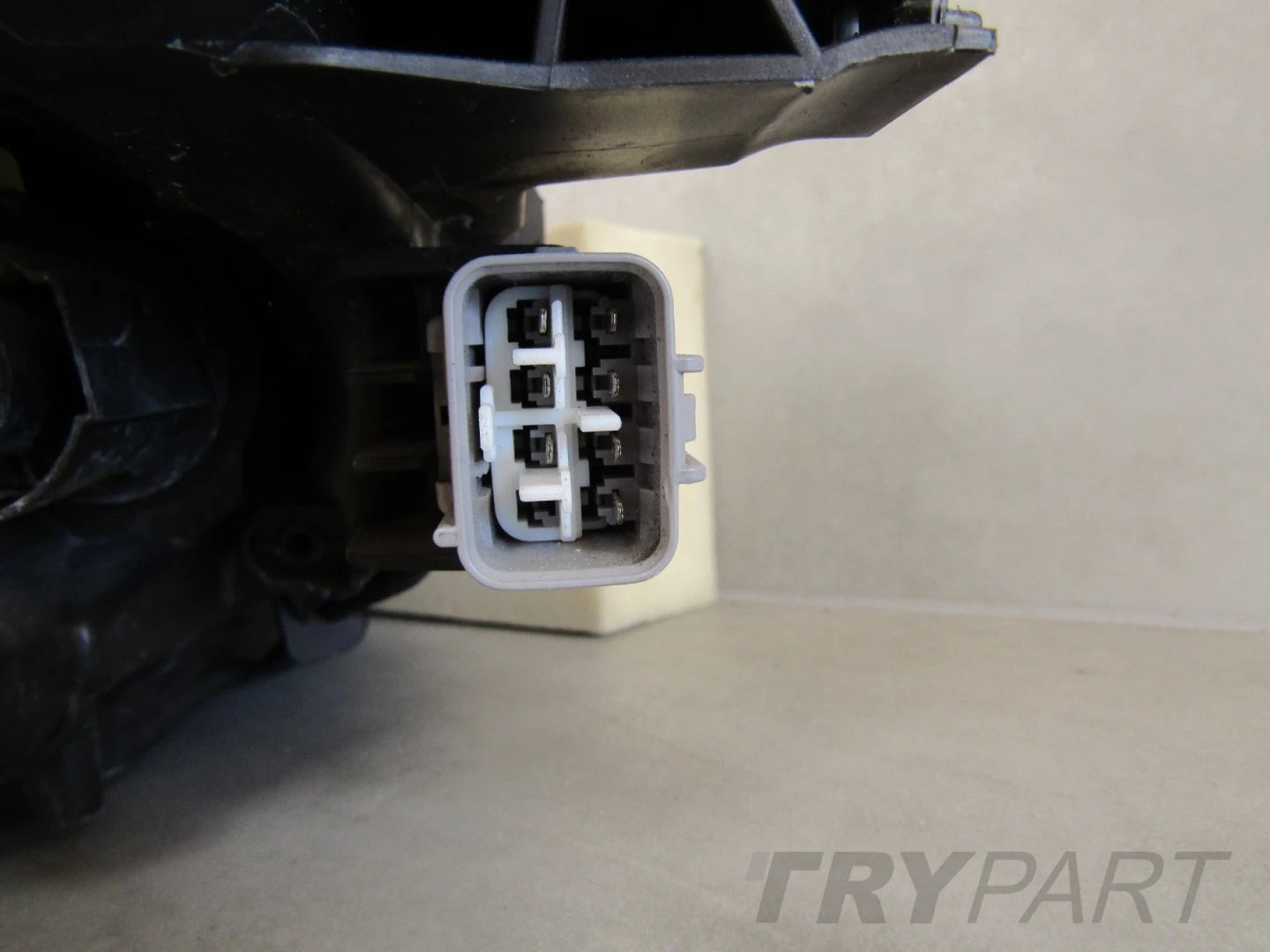 Headlight Toyota Auris II 2 REGULAR LENS WITH LED 12-15 RH RIGHT 81110-02
