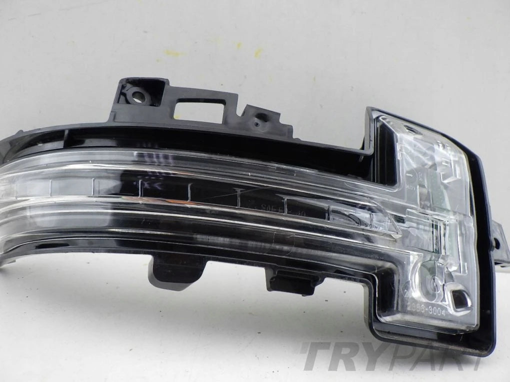 NISSAN JUKE II F16 QASHQAI III J12 Right Mirror Turn Signal