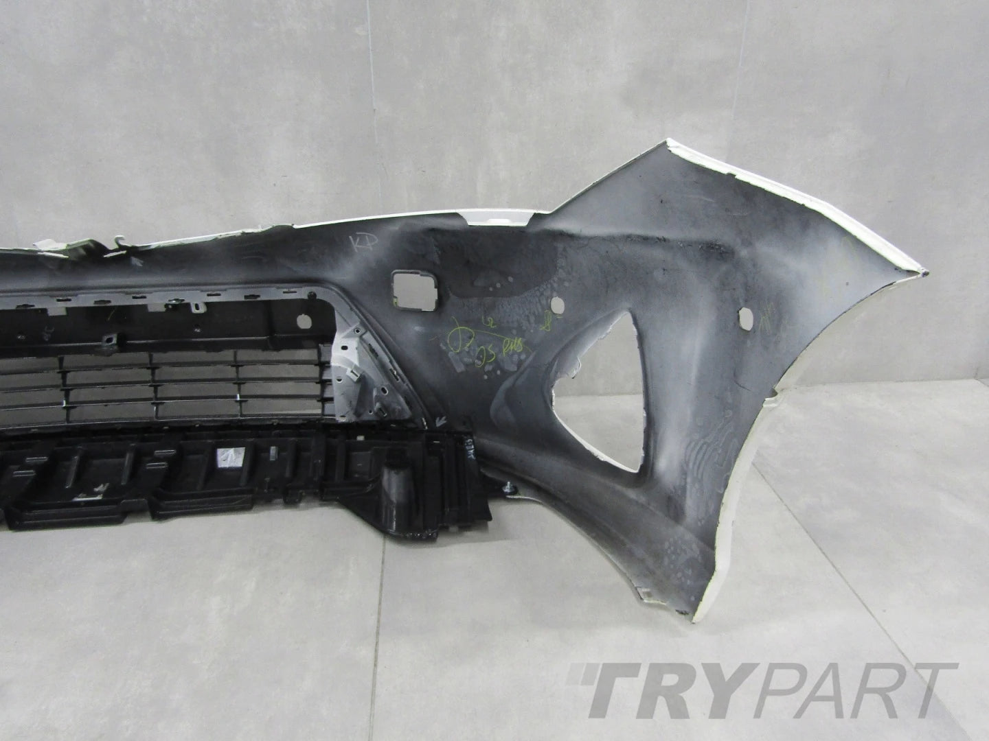Front Bumper Toyota Auris 2 II 12-15 (+ Underbody)