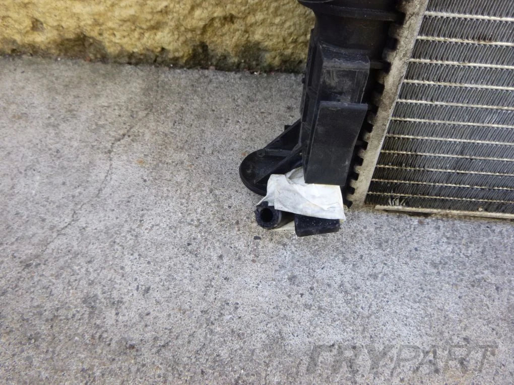 VOLVO V60 S60 S80 XC60 V70 XC70 Water Radiator