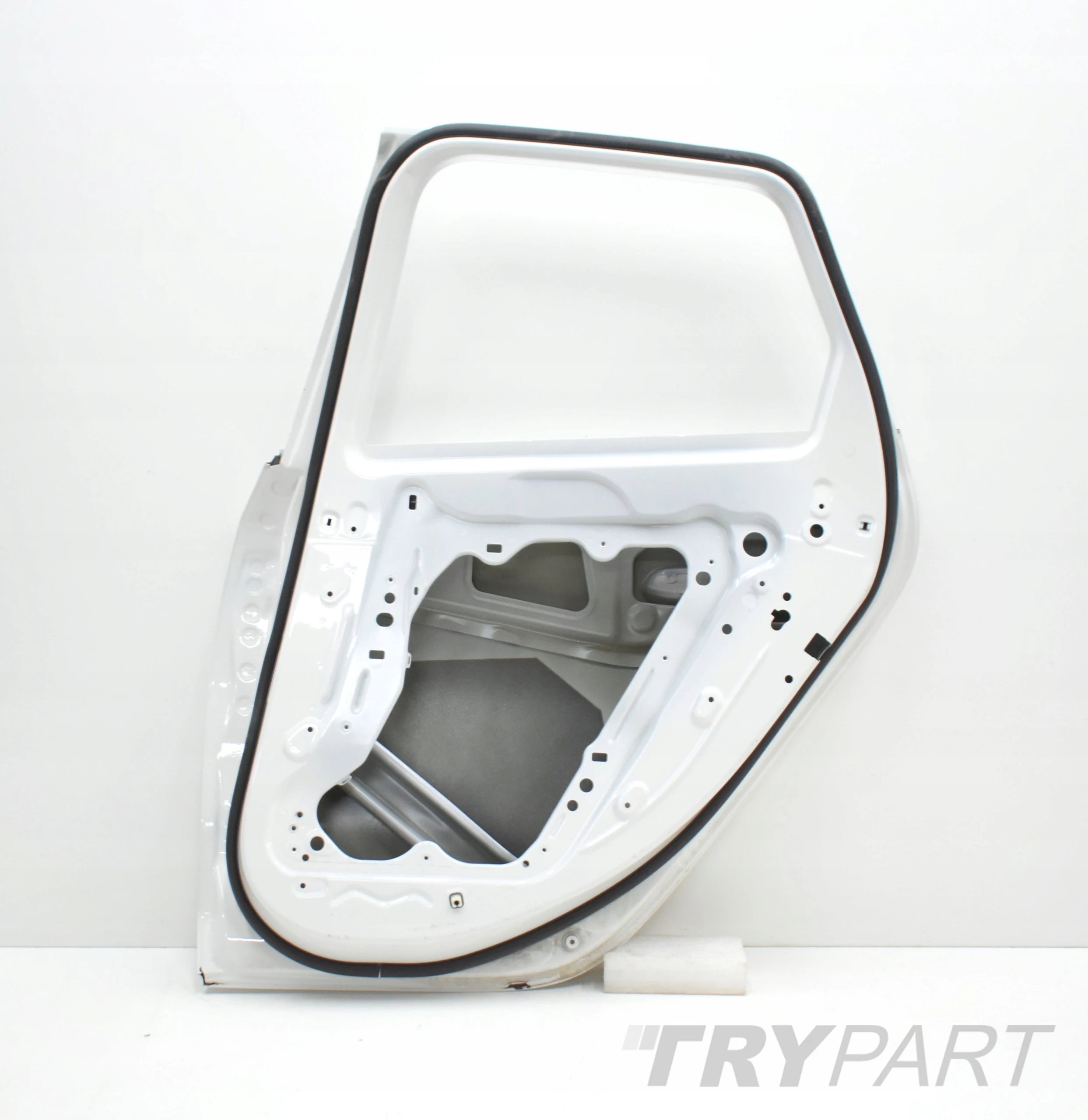 BMW 2 U06 ACTIVE TOURER REAR RIGHT DOOR ORG
