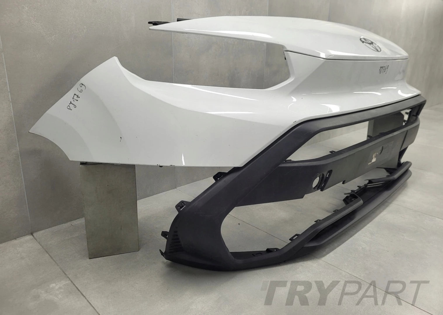 Front Bumper TOYOTA PROACE CITY LIFT 23-