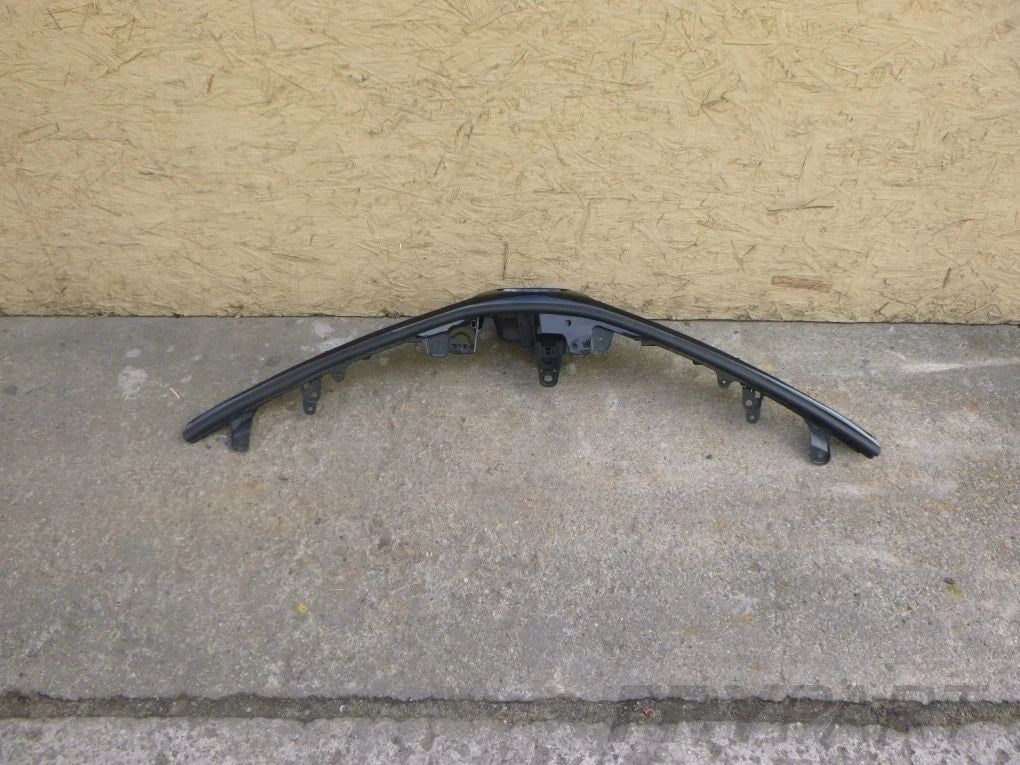TOYOTA COROLLA E21 SEDAN 18- Grille Trap
