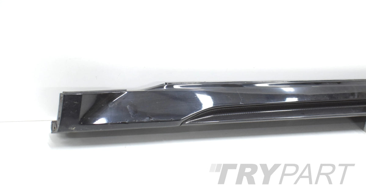 AURI RS6 C8 LEFT SILL COVER ORG CARBON FIBER