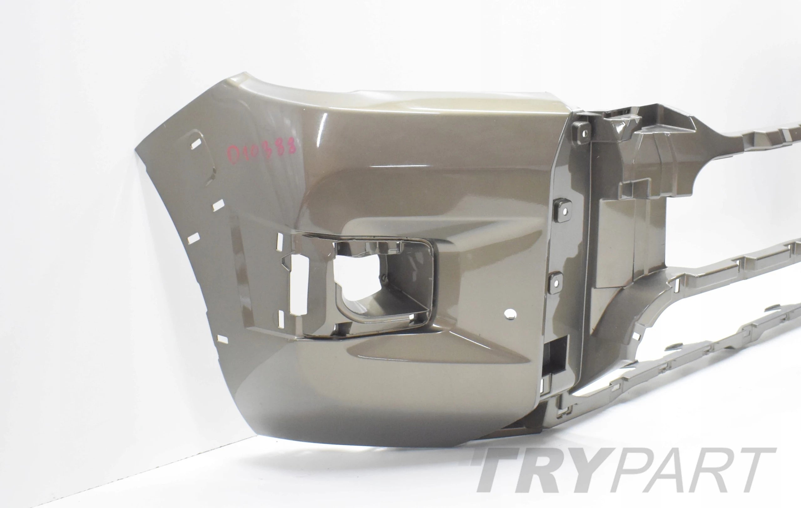 TOYOTA HILUX VIII LIFT INVINCIBLE FRONT BUMPER ORG