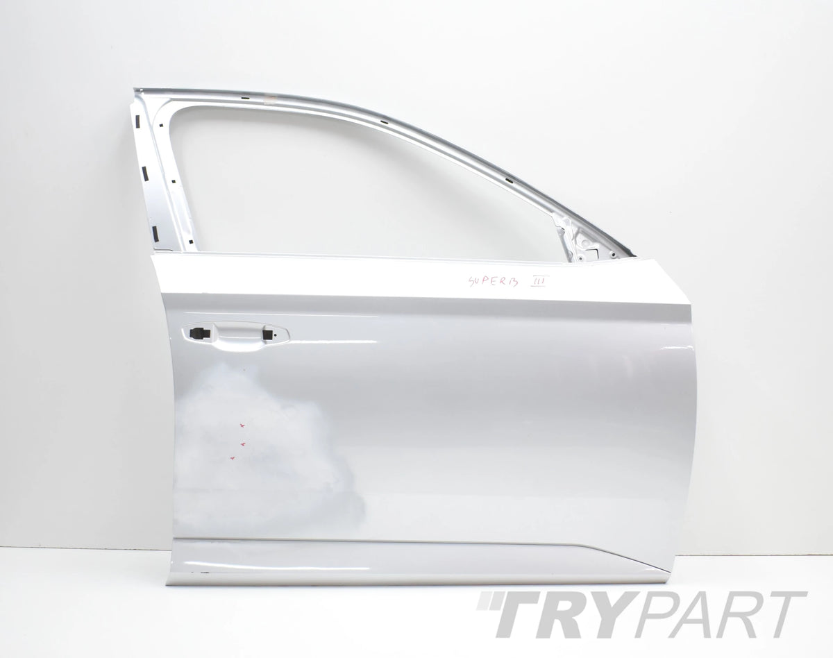 SKODA SUPERB III 3V RIGHT FRONT DOOR ORG
