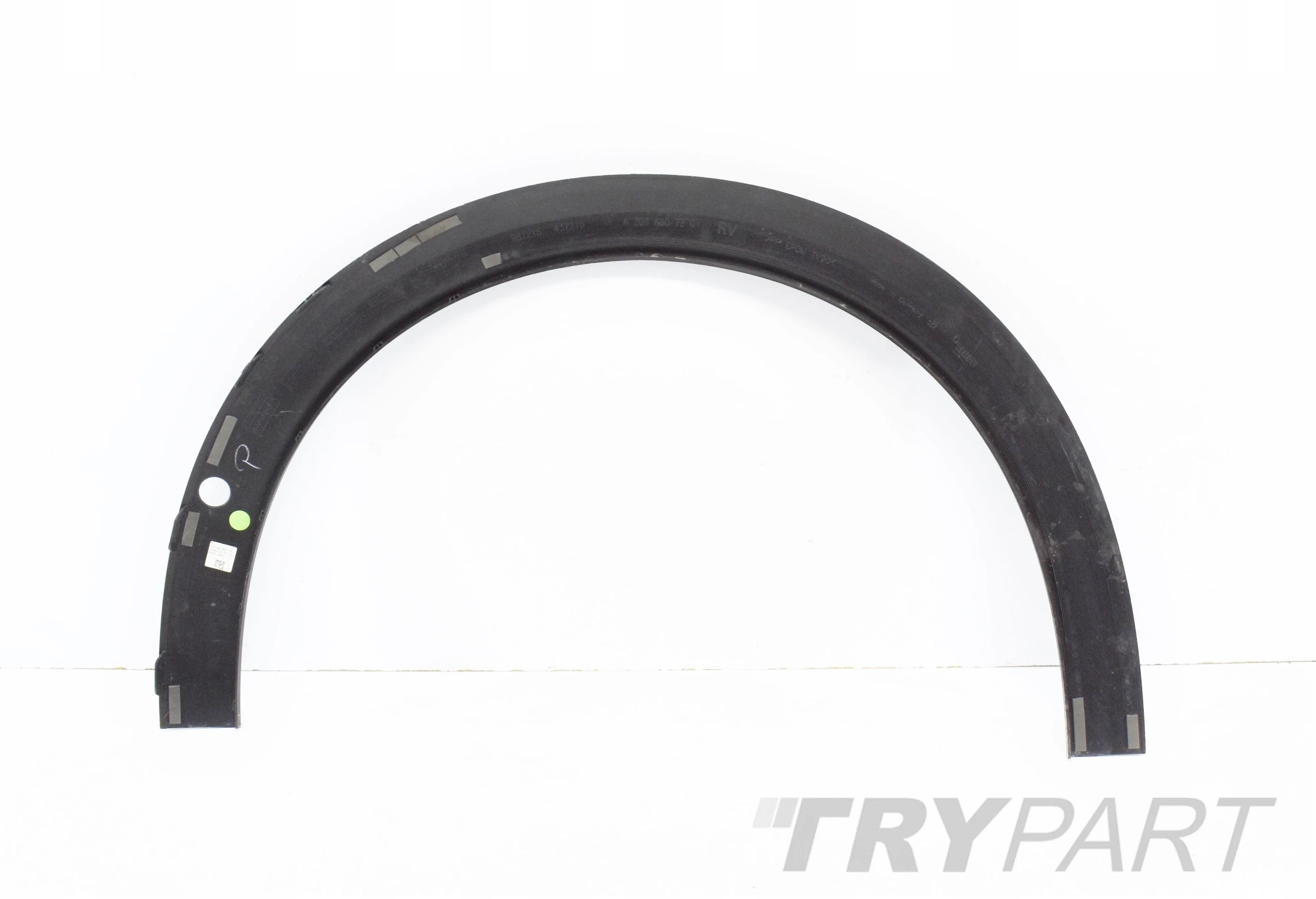 C CLASS W206 ALL TERRAIN RIGHT FRONT TRIM