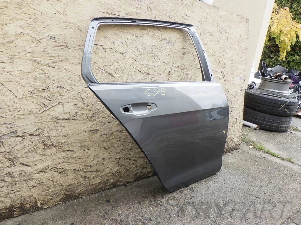 VW GOLF 7 VII 5G4 HB 2012- Rear Right Door